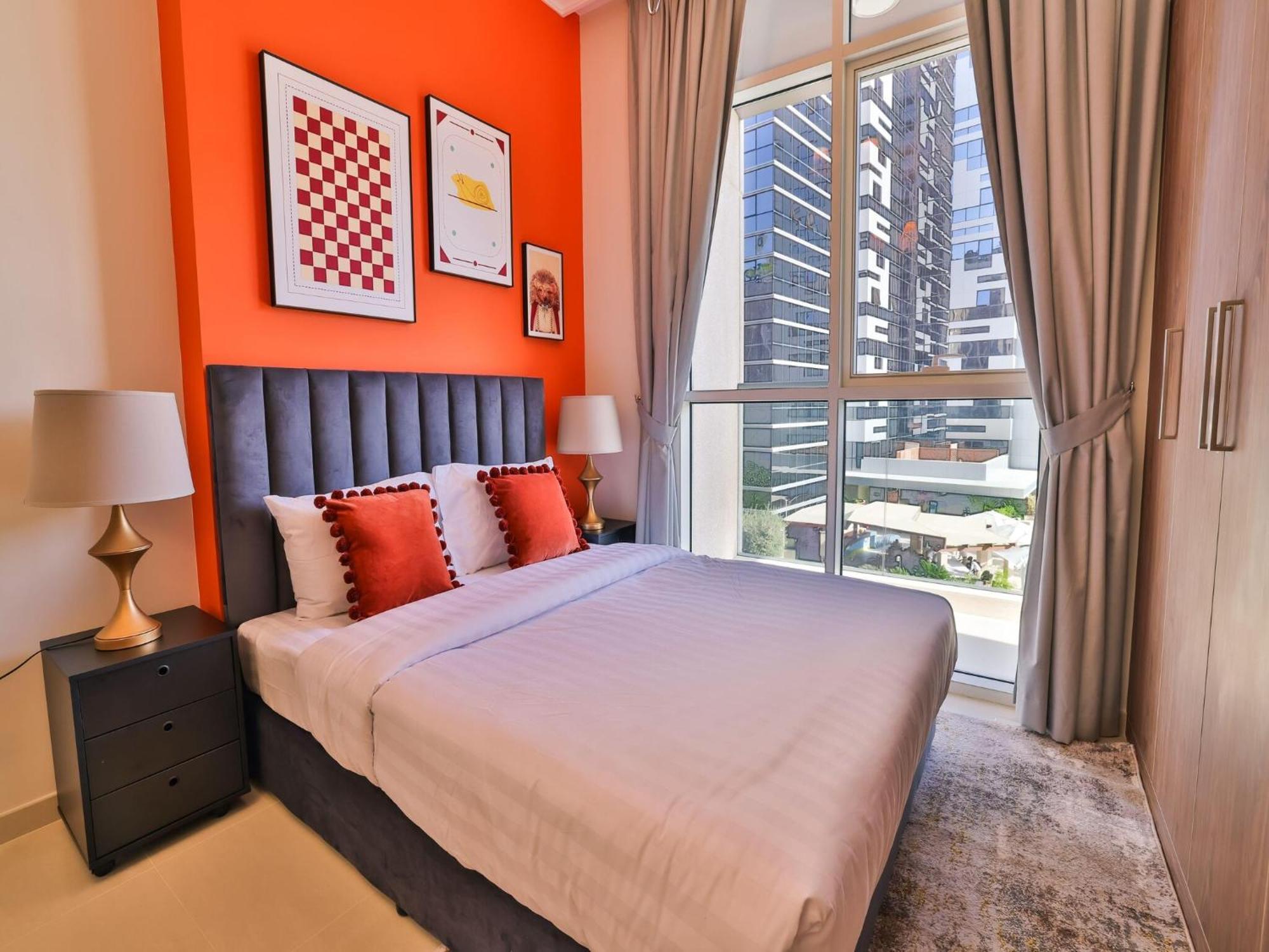 Luxe Apartments Near Dubai Mall Burj Khalifa Pool Gym Parking ภายนอก รูปภาพ