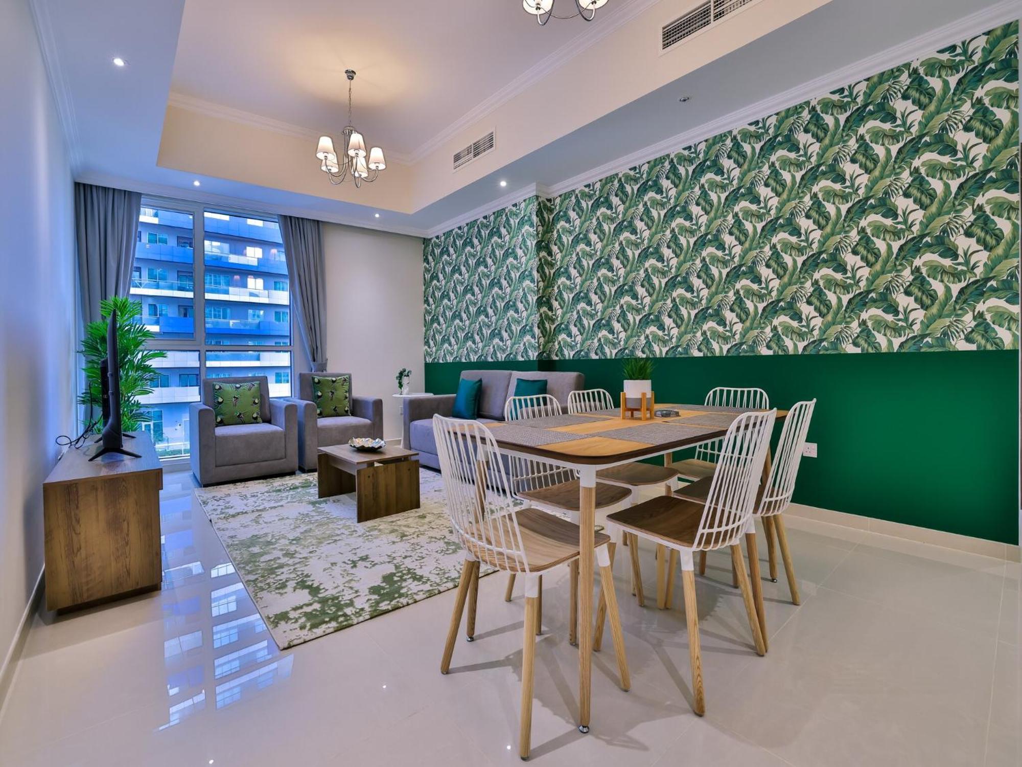 Luxe Apartments Near Dubai Mall Burj Khalifa Pool Gym Parking ภายนอก รูปภาพ